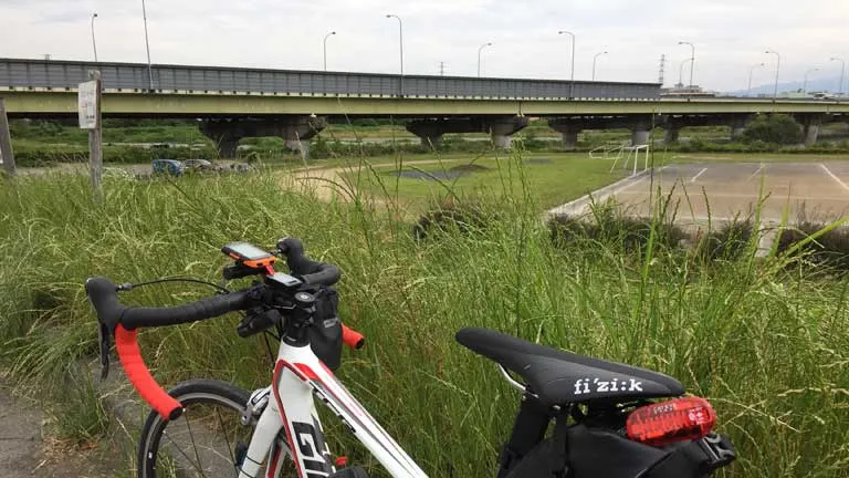 多摩川 国立付近