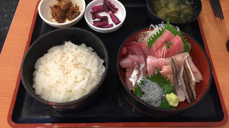 海鮮丼