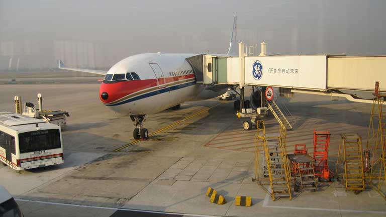 空港にて