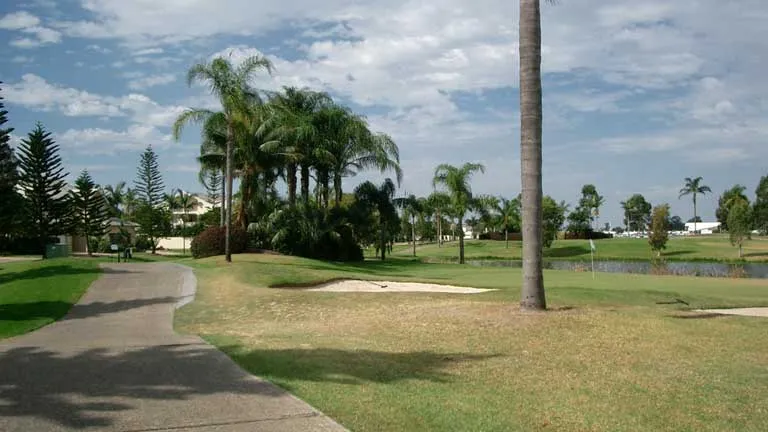 ゴルフコースが完備